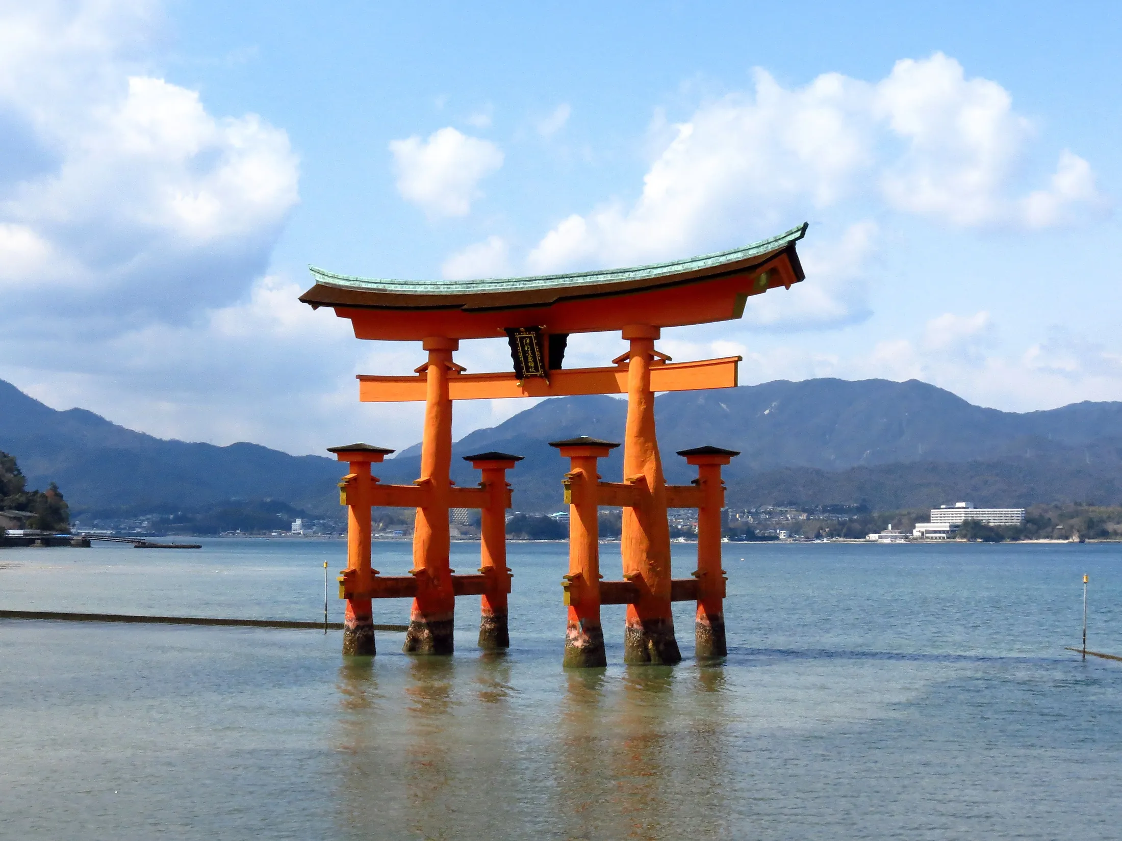 Cổng torii Itsukushima, Miyajima, Hiroshima