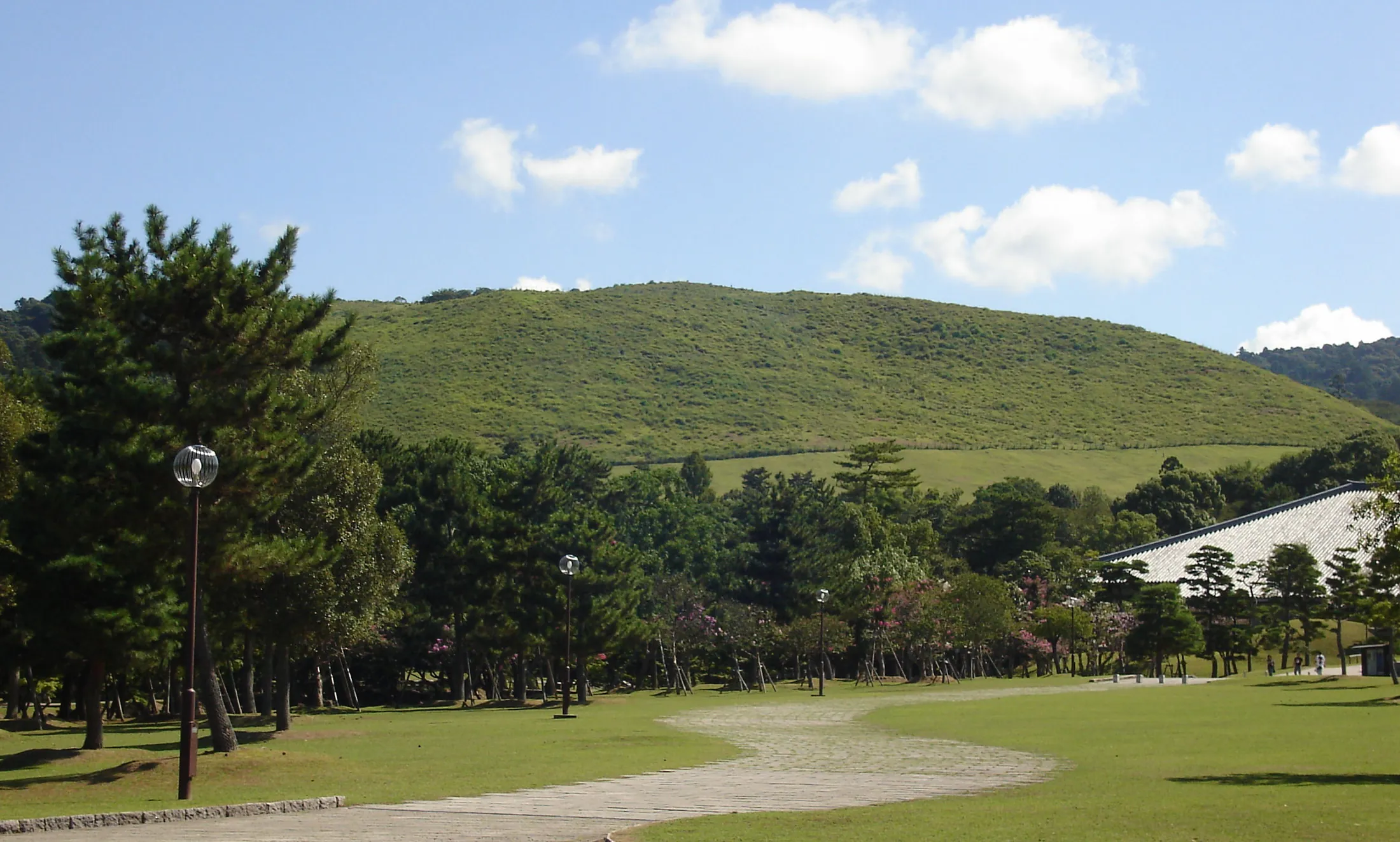 Núi Wakakusa, Nara