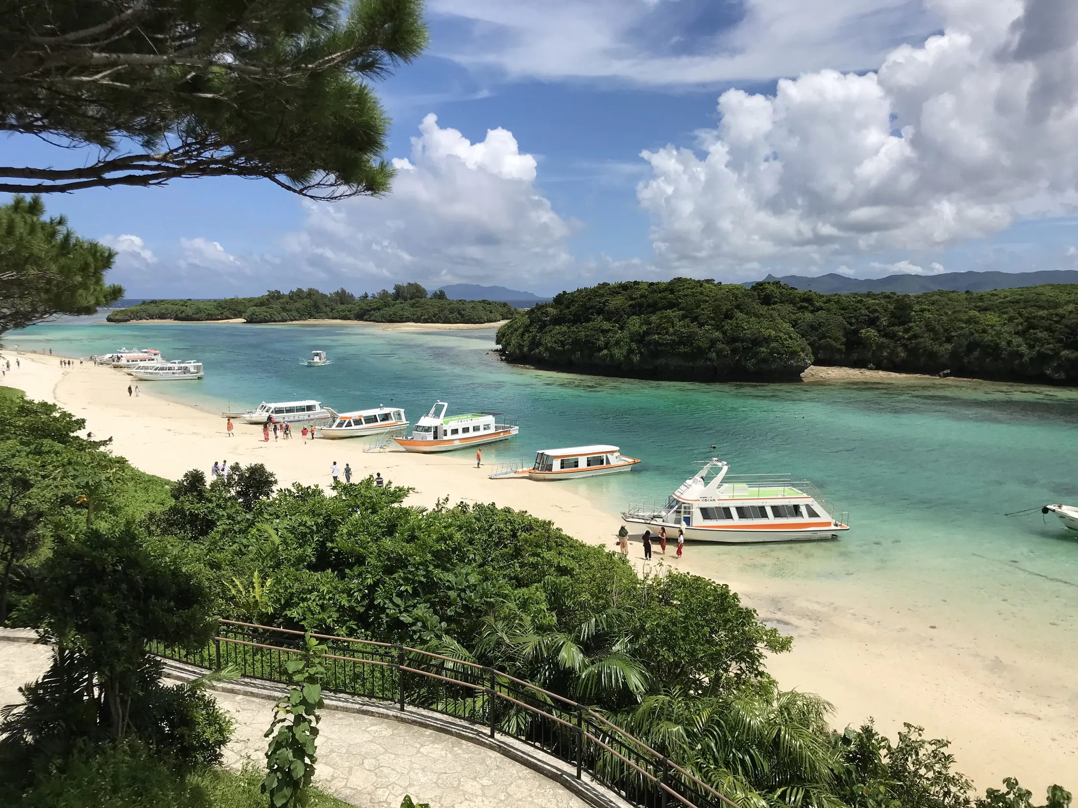 Vịnh Kabira, đảo Ishigaki, Okinawa